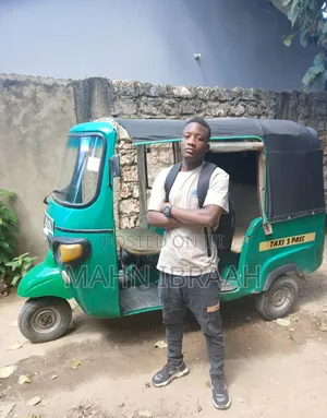 Piaggio 2021 Green