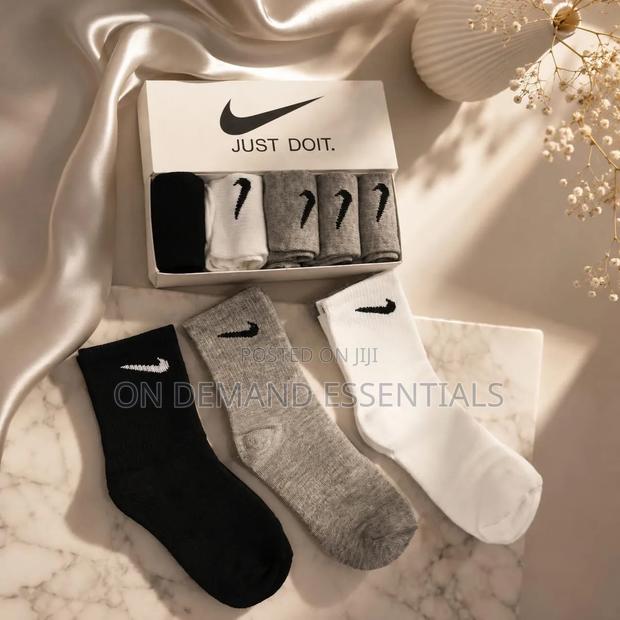5Pairs Tube Nike Cotton Socks Pack