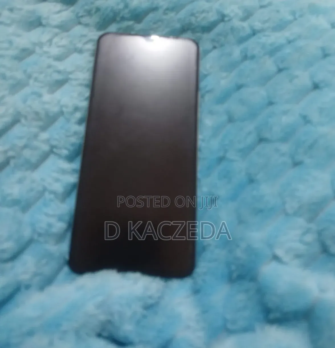 Vivo Y18 128 GB Blue