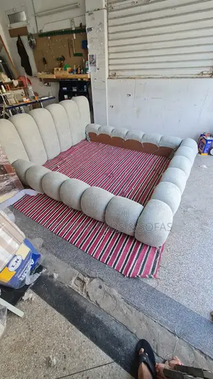 5x6 Grey Bubble Bed Frame: Payment on Delivery