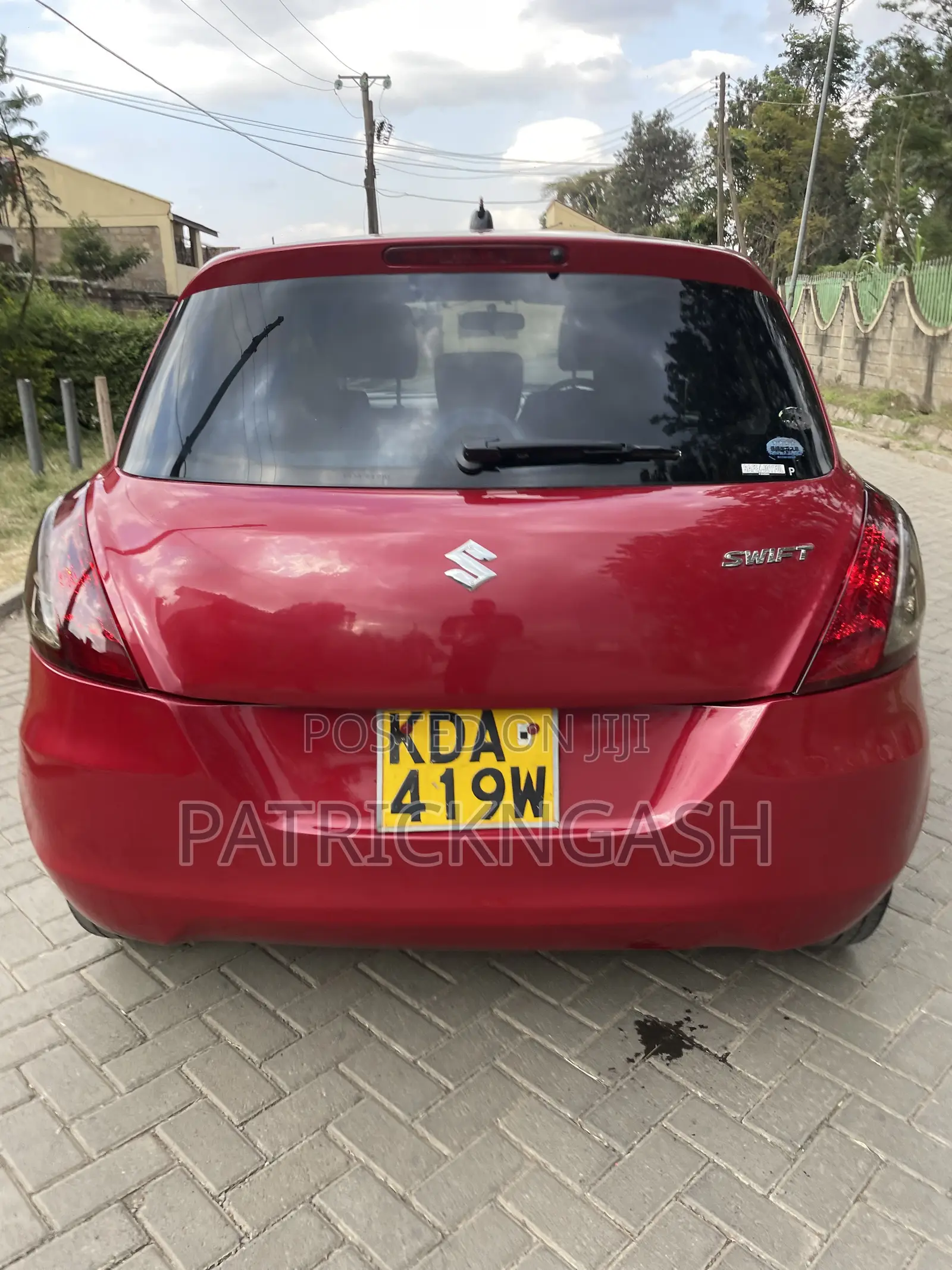 Suzuki Swift 2013 Maroon