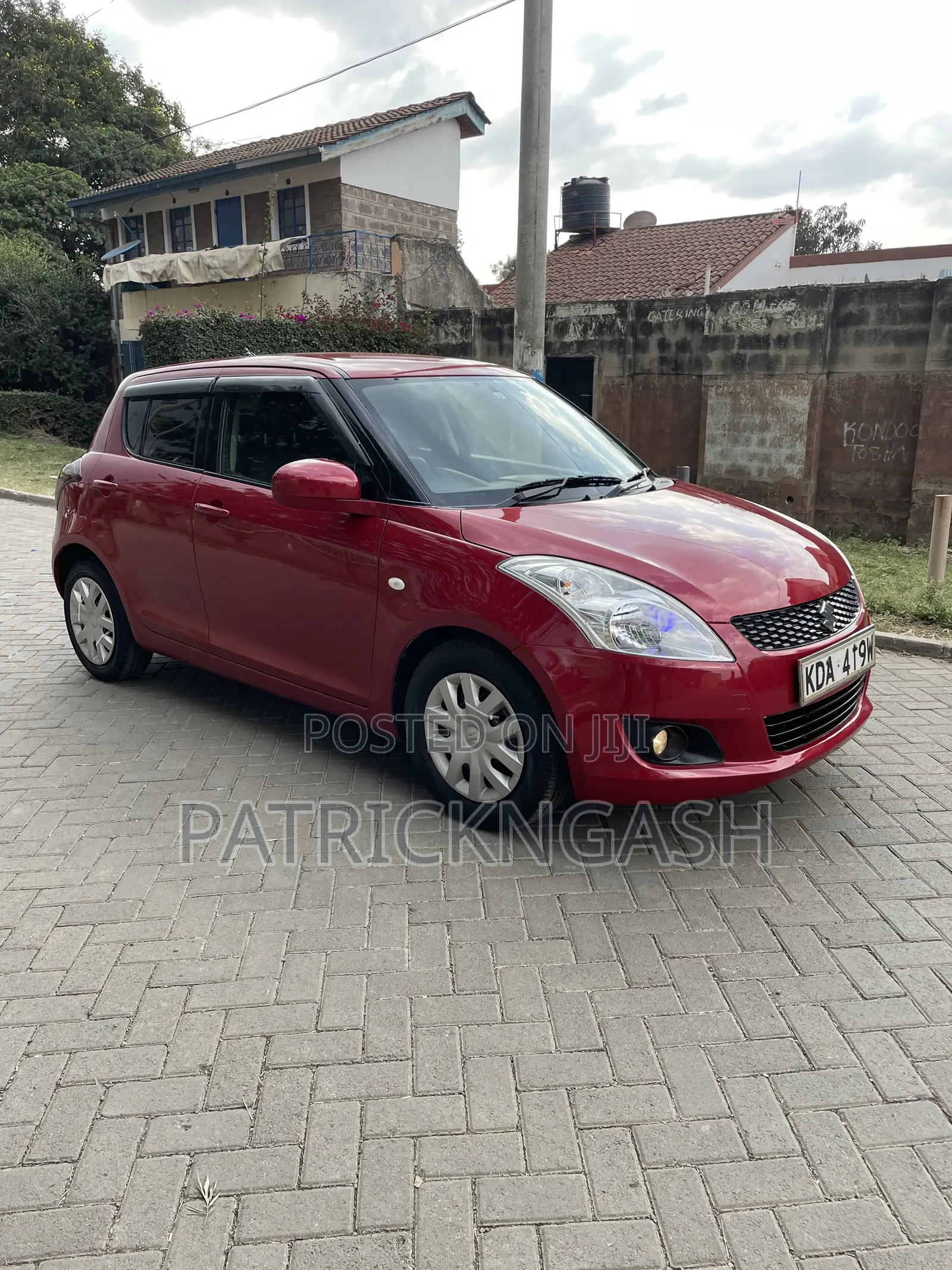 Suzuki Swift 2013 Maroon