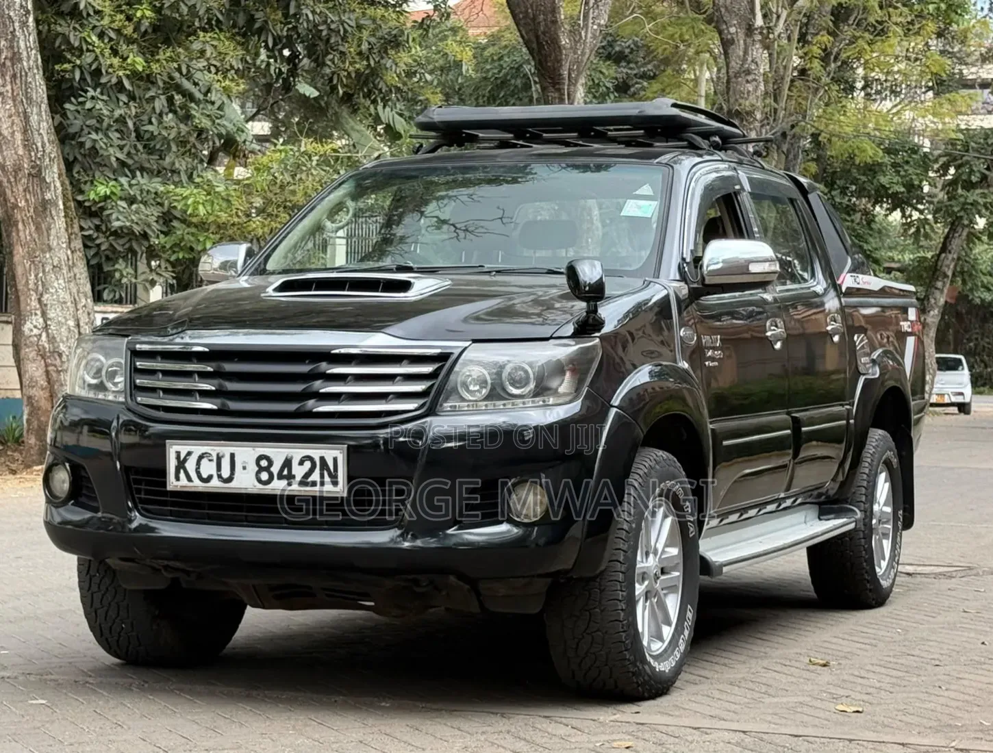 Toyota Hilux 2012 Black