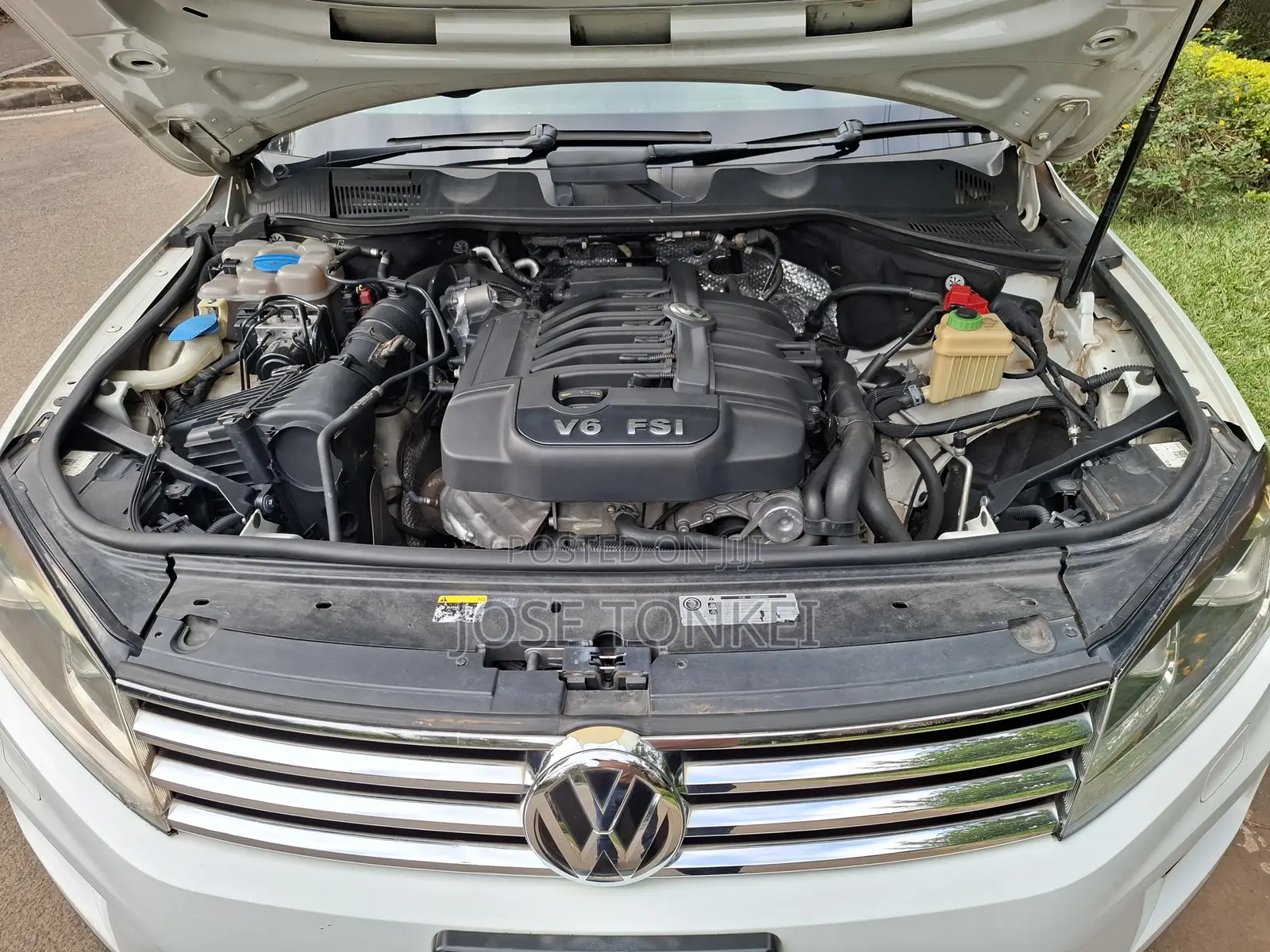 Volkswagen Touareg V6 Executive AWD 4MOTION 2015 White