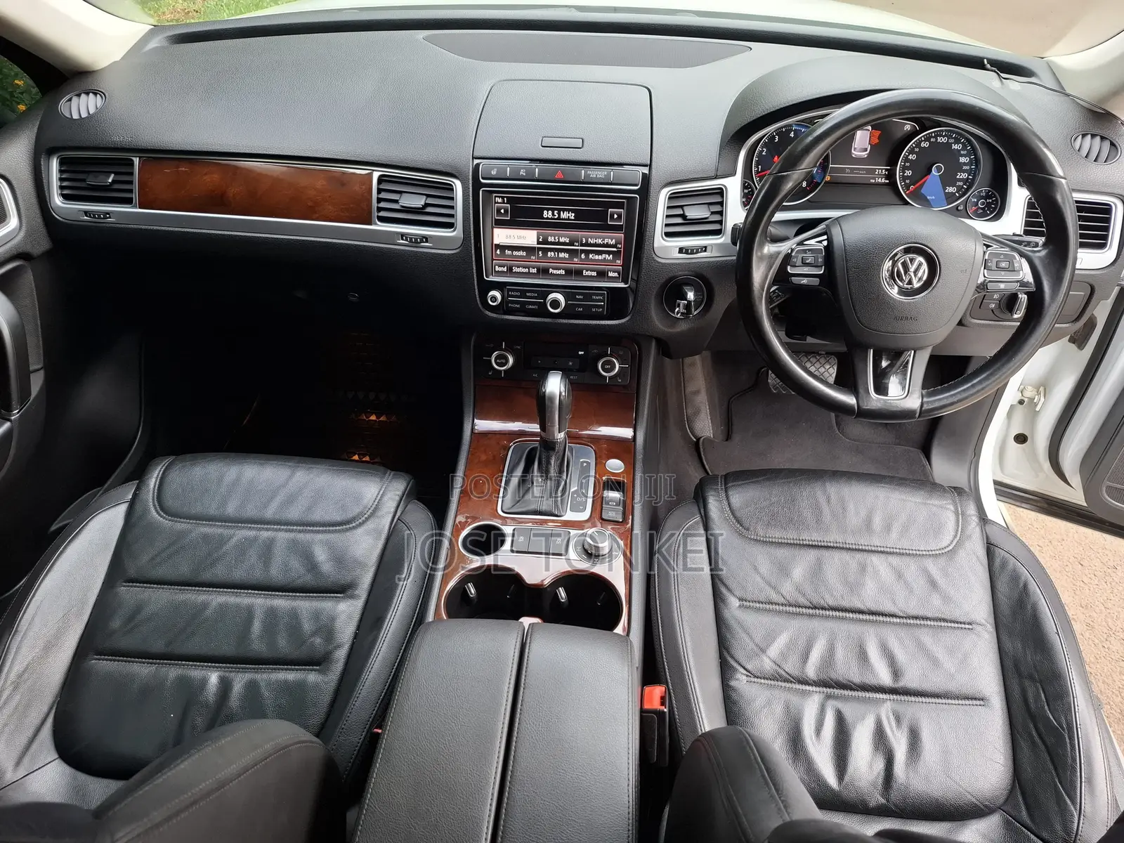 Volkswagen Touareg V6 Executive AWD 4MOTION 2015 White