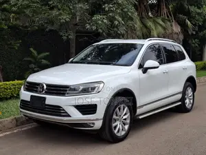 Volkswagen Touareg V6 Executive AWD 4MOTION 2015 White