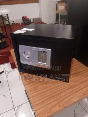 Heavy Duty Fireproof Home Security Safe