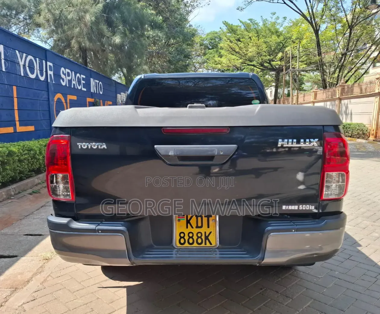 Toyota Hilux 2018 Black