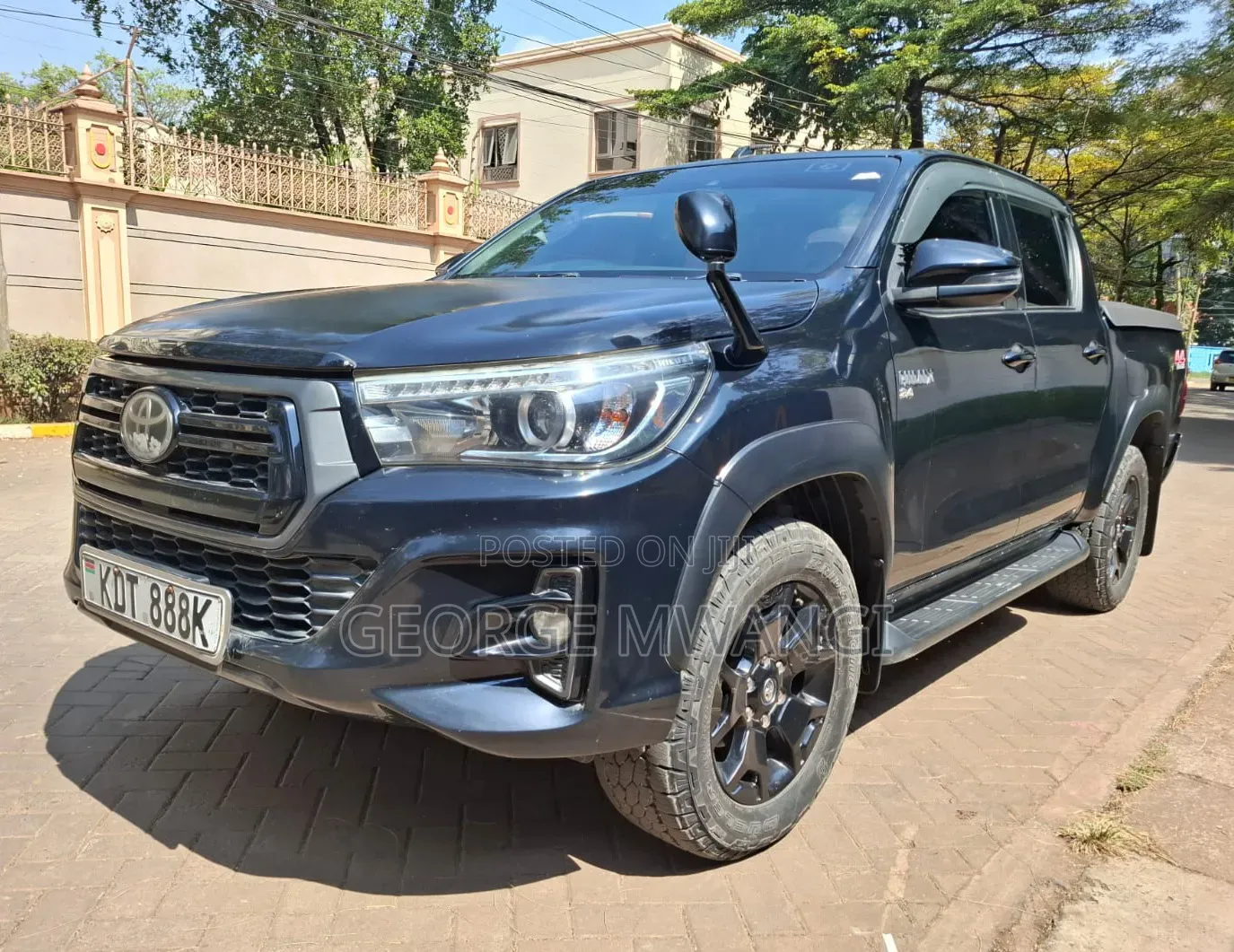 Toyota Hilux 2018 Black