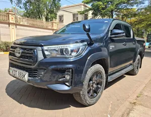 Toyota Hilux 2018 Black