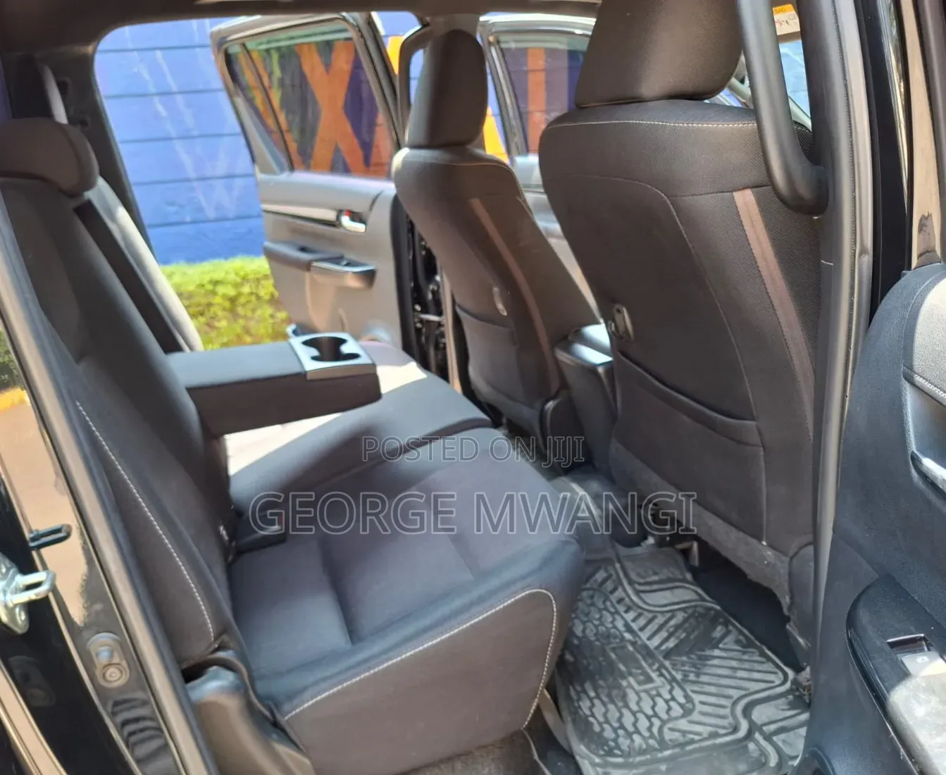 Toyota Hilux 2018 Black