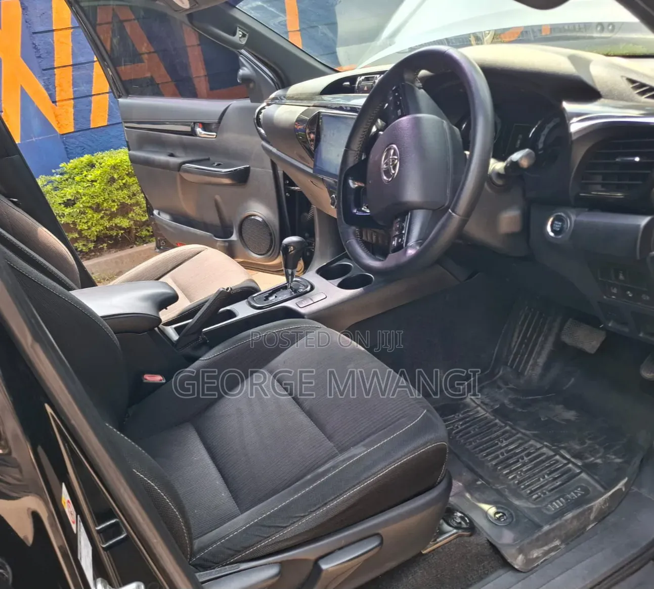 Toyota Hilux 2018 Black