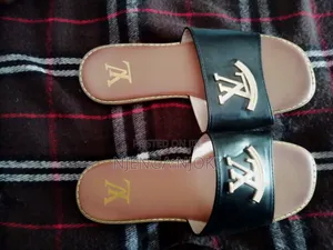 Flat Shoes