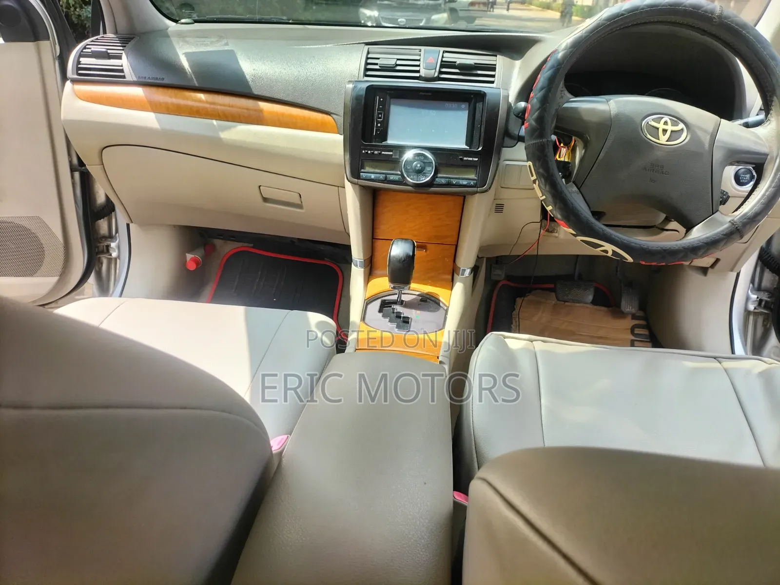 Toyota Premio 2010 Silver