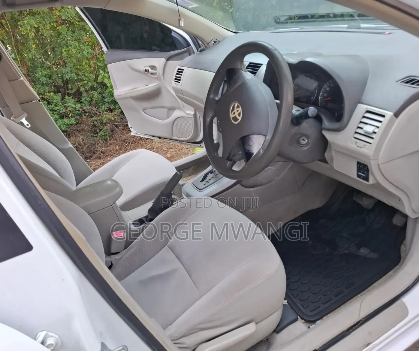 Toyota Axio 2010 White