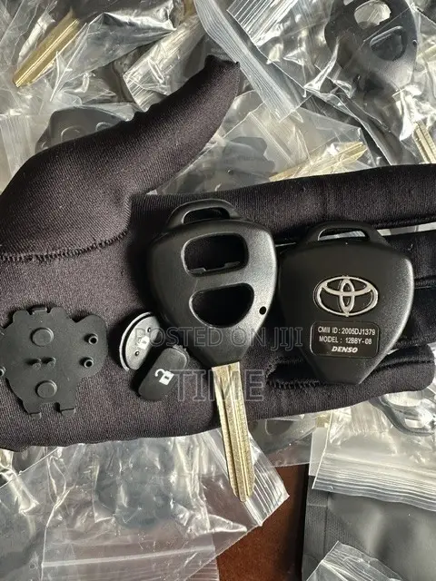 Toyota 2-Button Key Shell Casing Replacement(Fielder,Vitz,Probox, NZE)