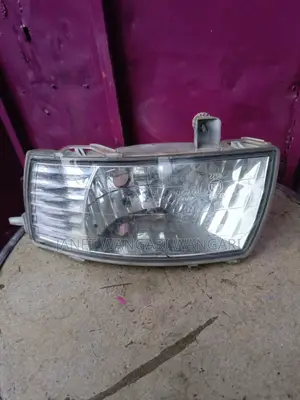 Fog Light Fielder/Nze 2005