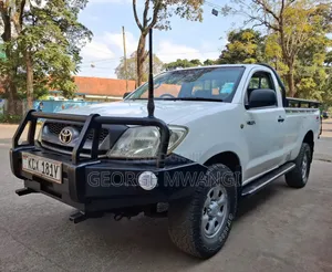 Toyota Hilux 2009 White
