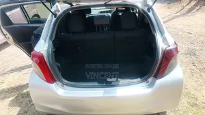 Toyota Vitz 1.3 AWD 3dr 2013 Silver