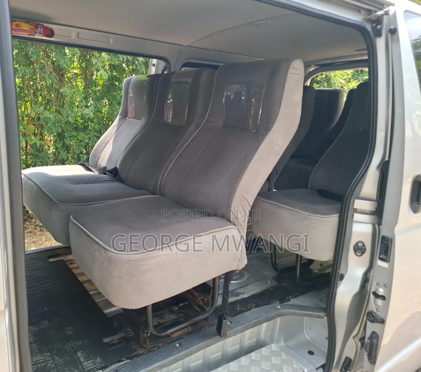 Toyota HiAce 2015 Silver