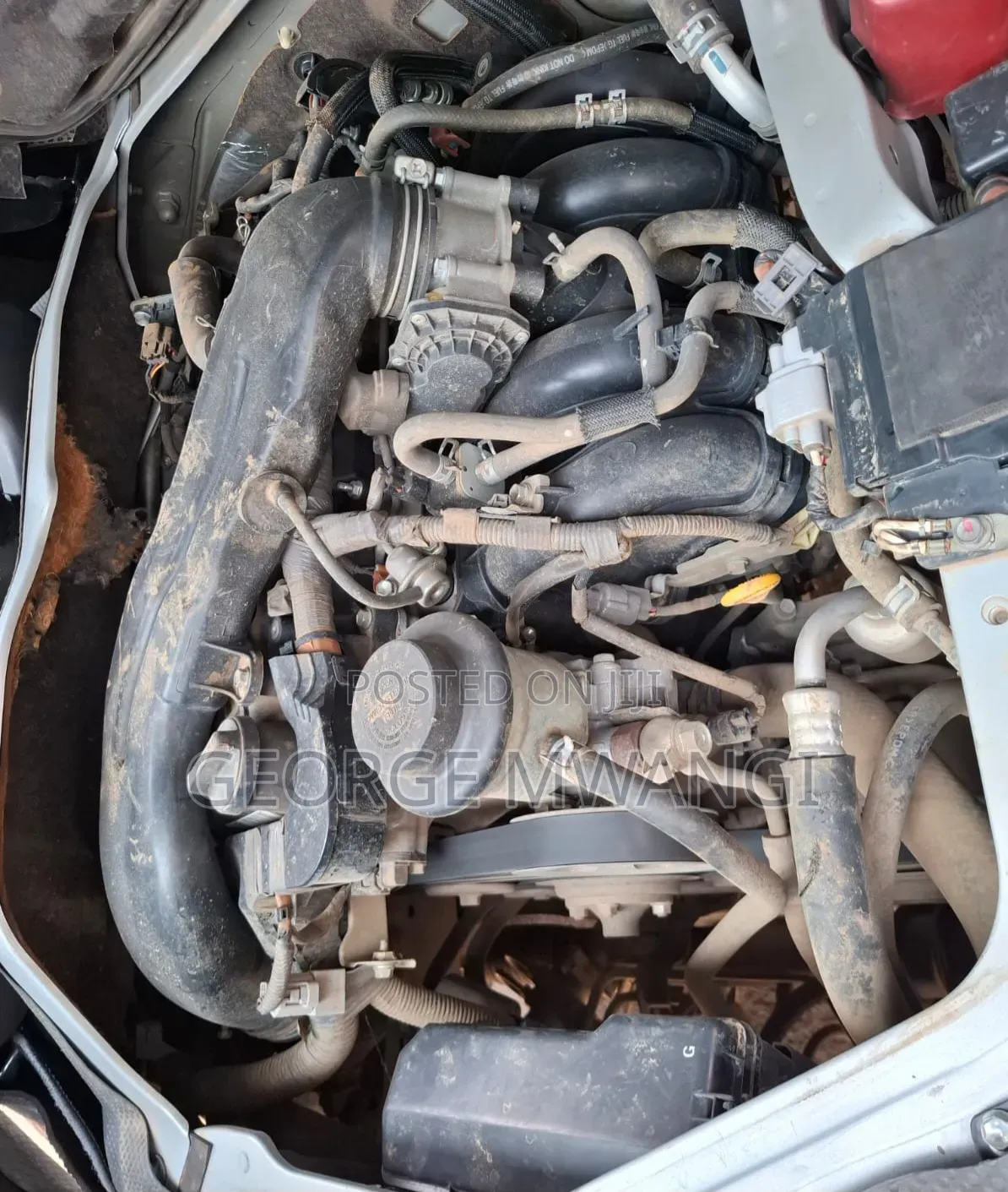 Toyota HiAce 2015 Silver