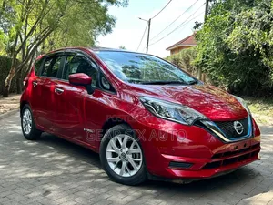 Nissan Note 2019 Red