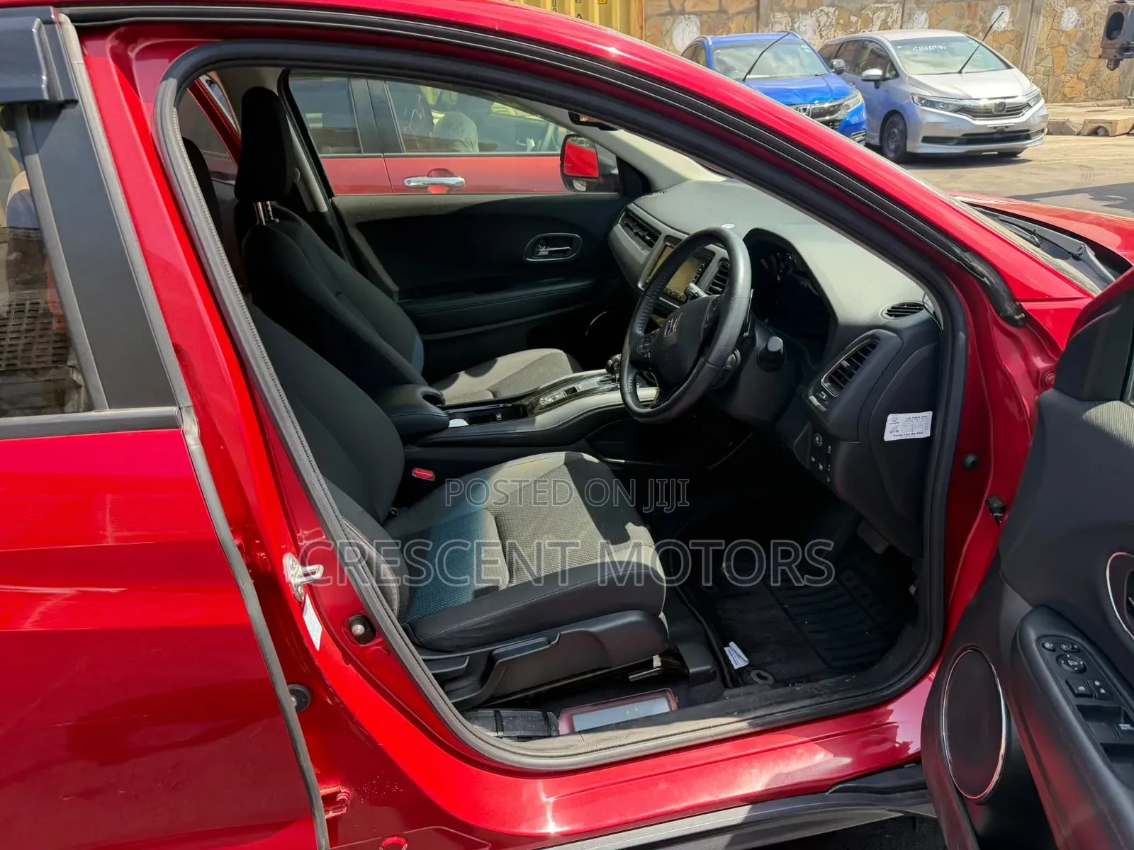 Honda Vezel 2020 Red