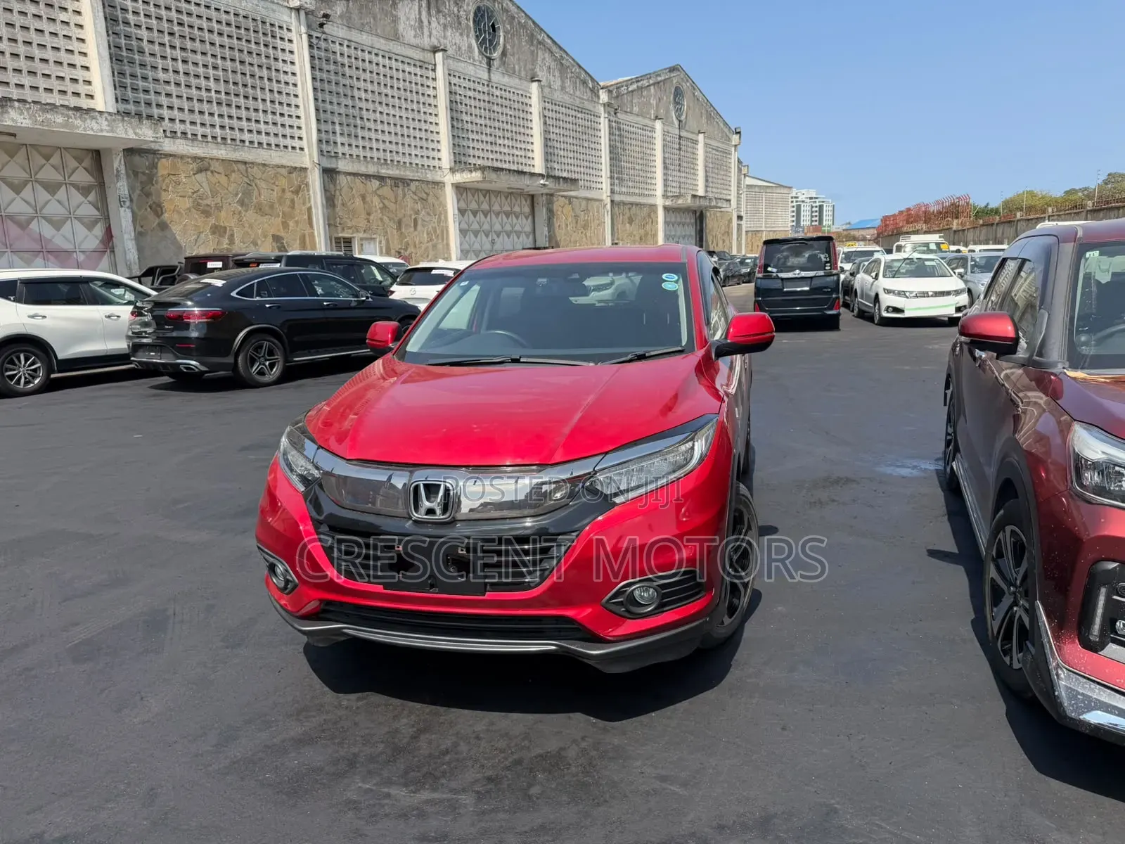 Honda Vezel 2020 Red