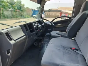 Toyota Dyna 2018 White