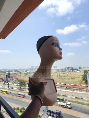 Long Neck Wig Dummy
