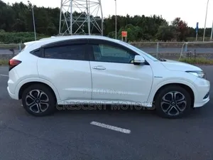 Honda Vezel 2020 White
