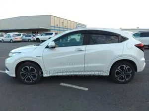 Honda Vezel 2020 White