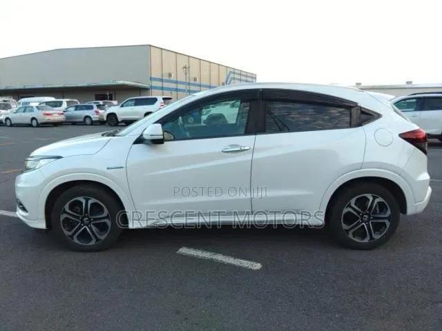Honda Vezel 2020 White
