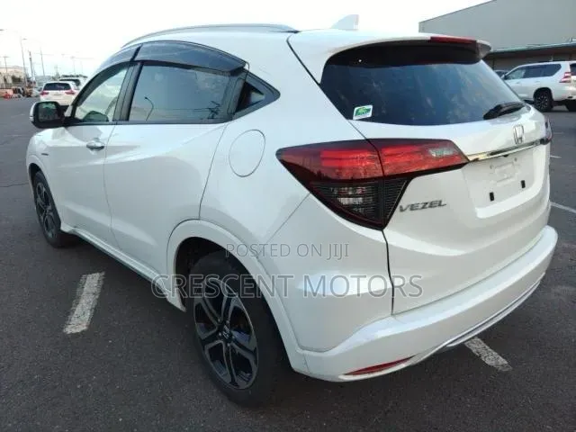Honda Vezel 2020 White