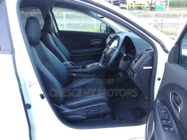 Honda Vezel 2020 White