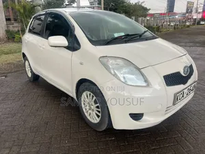 Toyota Vitz 2007 White
