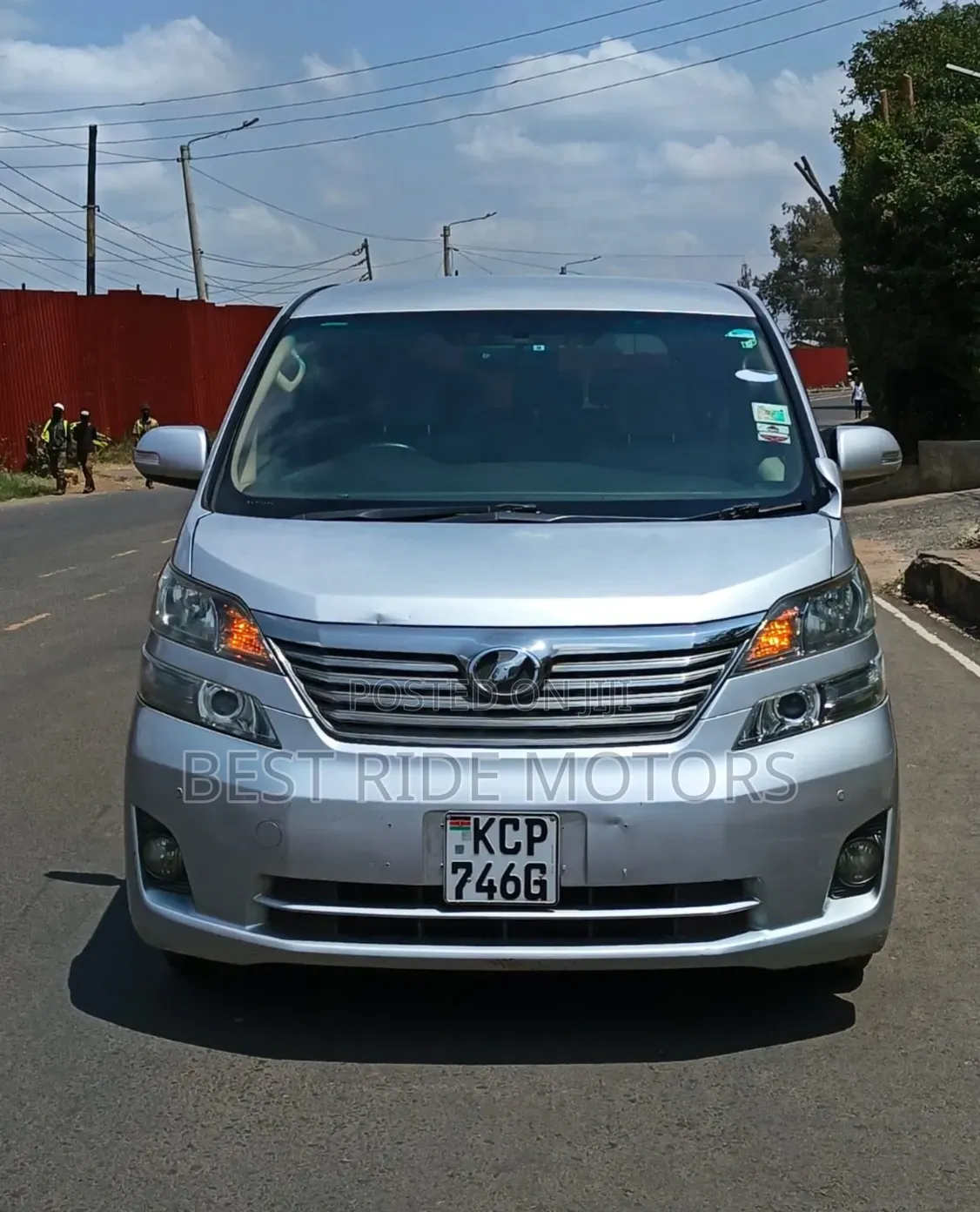 Toyota Vellfire 2011 Silver