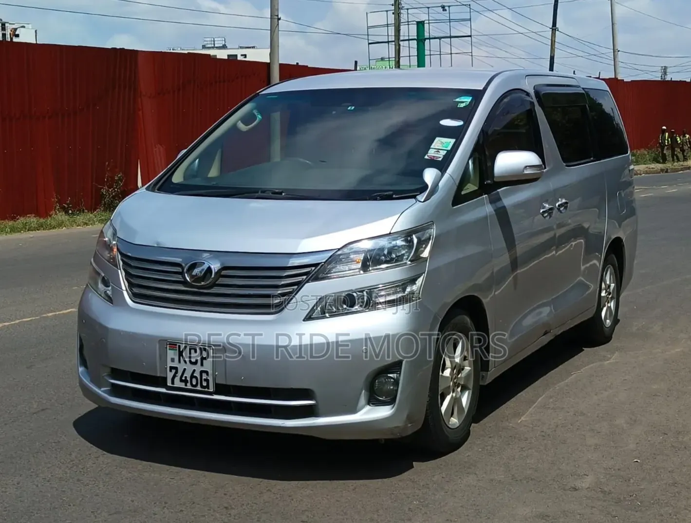 Toyota Vellfire 2011 Silver