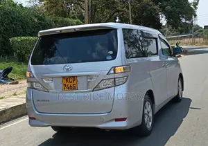 Toyota Vellfire 2011 Silver