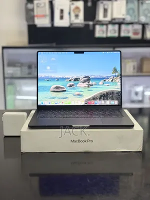 Laptop Apple MacBook Pro 2024 M4 Pro 24GB Apple M4 Pro SSD 1T