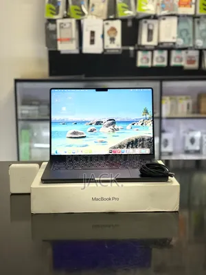 Laptop Apple MacBook Pro 2024 M4 Pro 24GB Apple M4 Pro SSD 1T