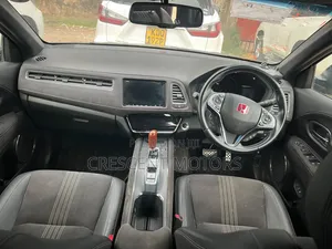 Honda Vezel 2019 Black