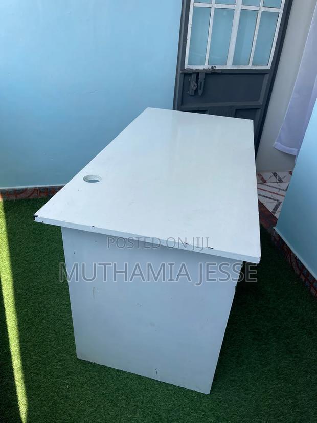 Office Desk - main view