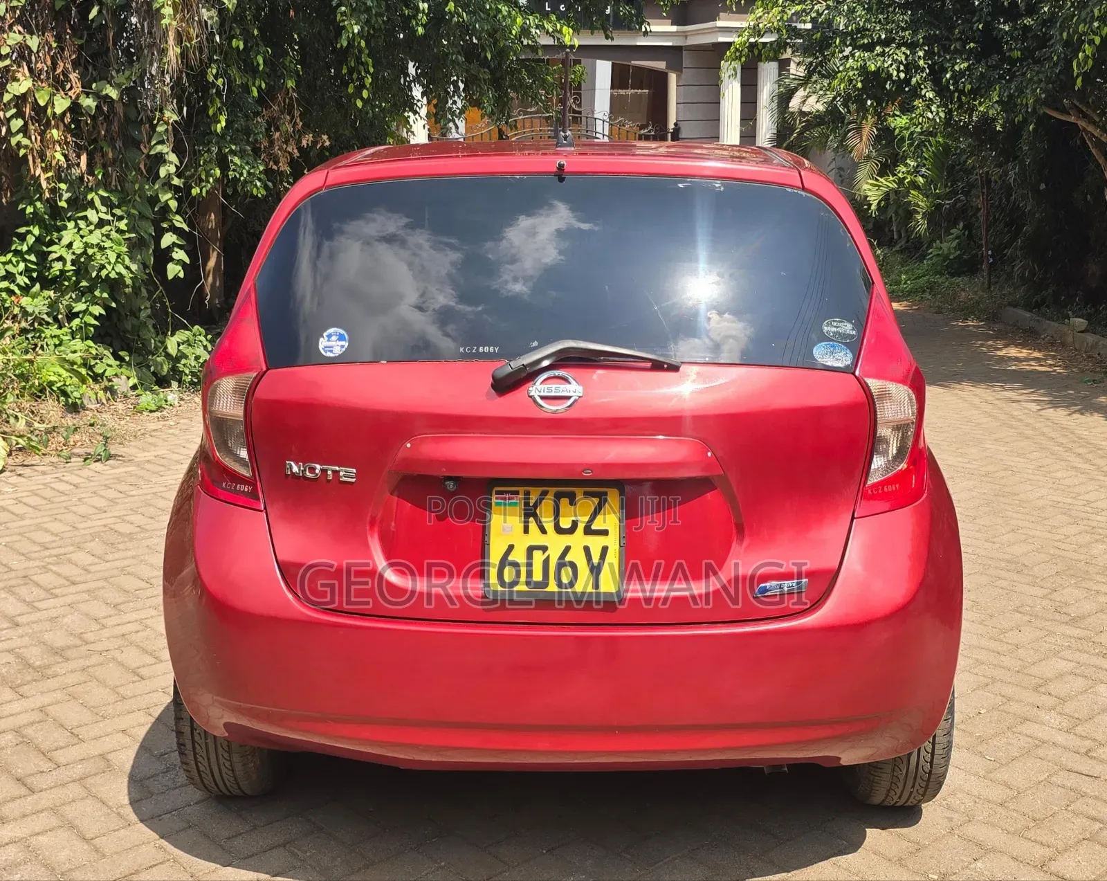 Nissan Note 2013 Red