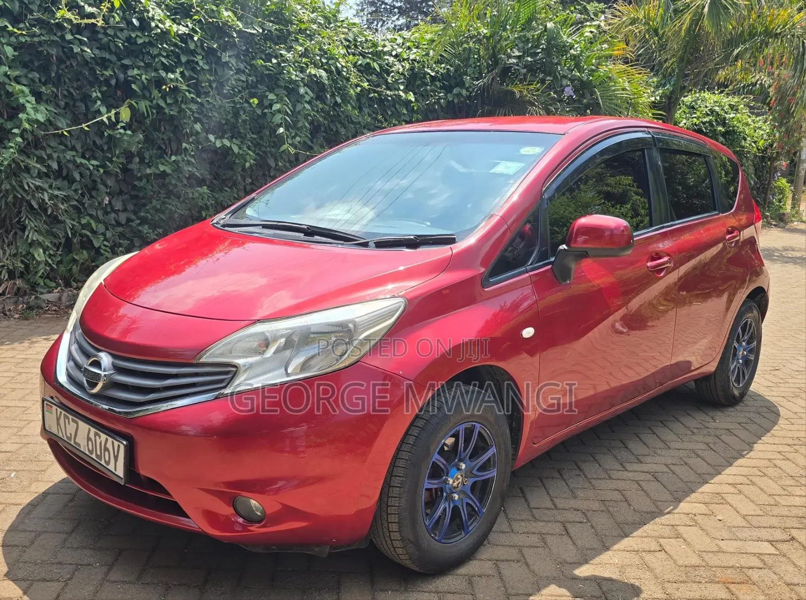 Nissan Note 2013 Red