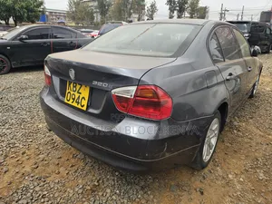 BMW 320i 2007 Gray