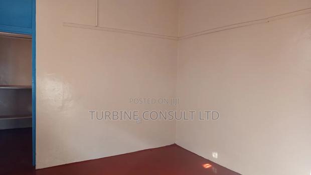 Warehouse to Let - main view