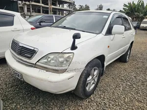 Toyota Harrier 1999 White
