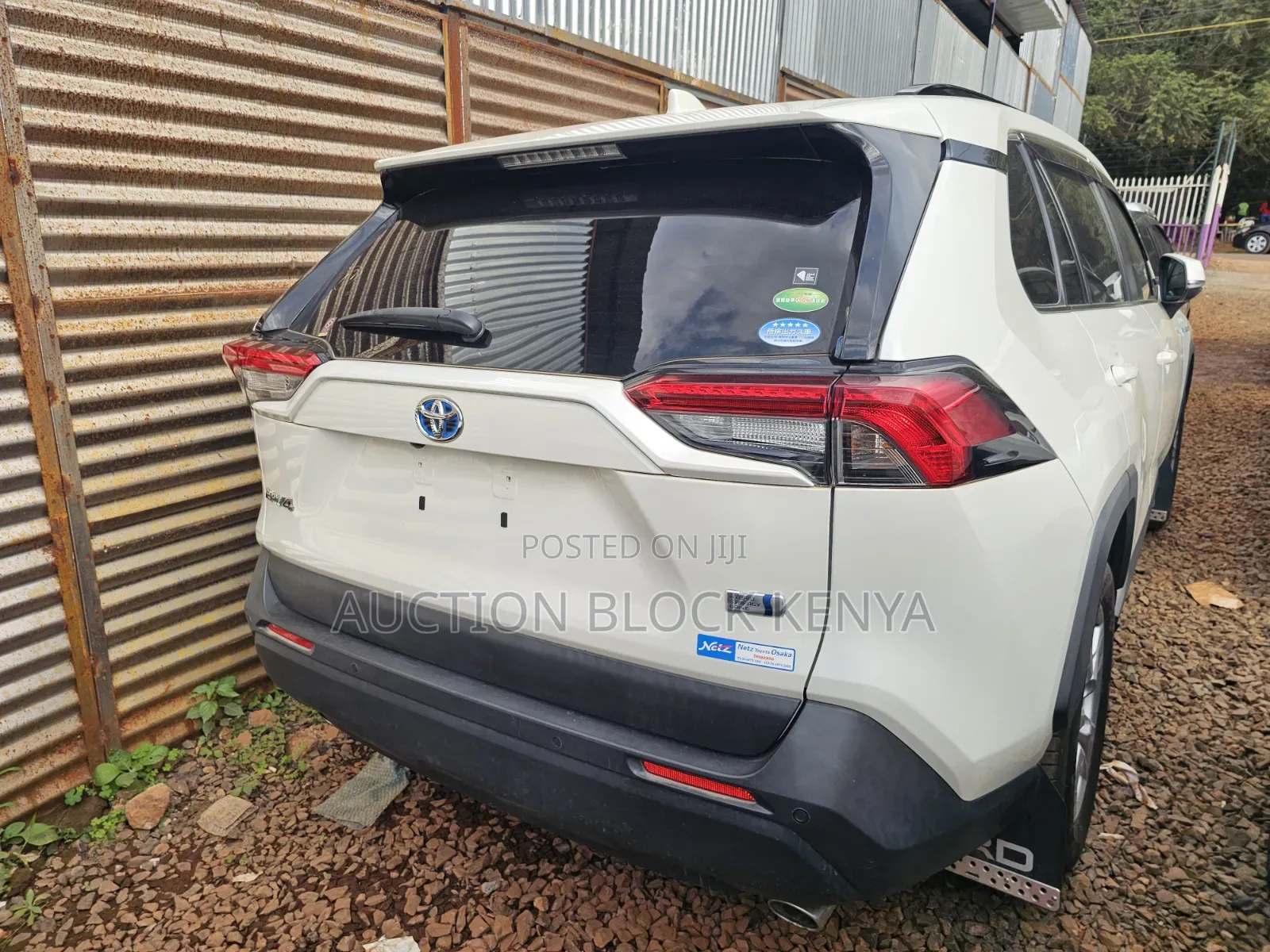 Toyota RAV4 Hybrid 2019 White