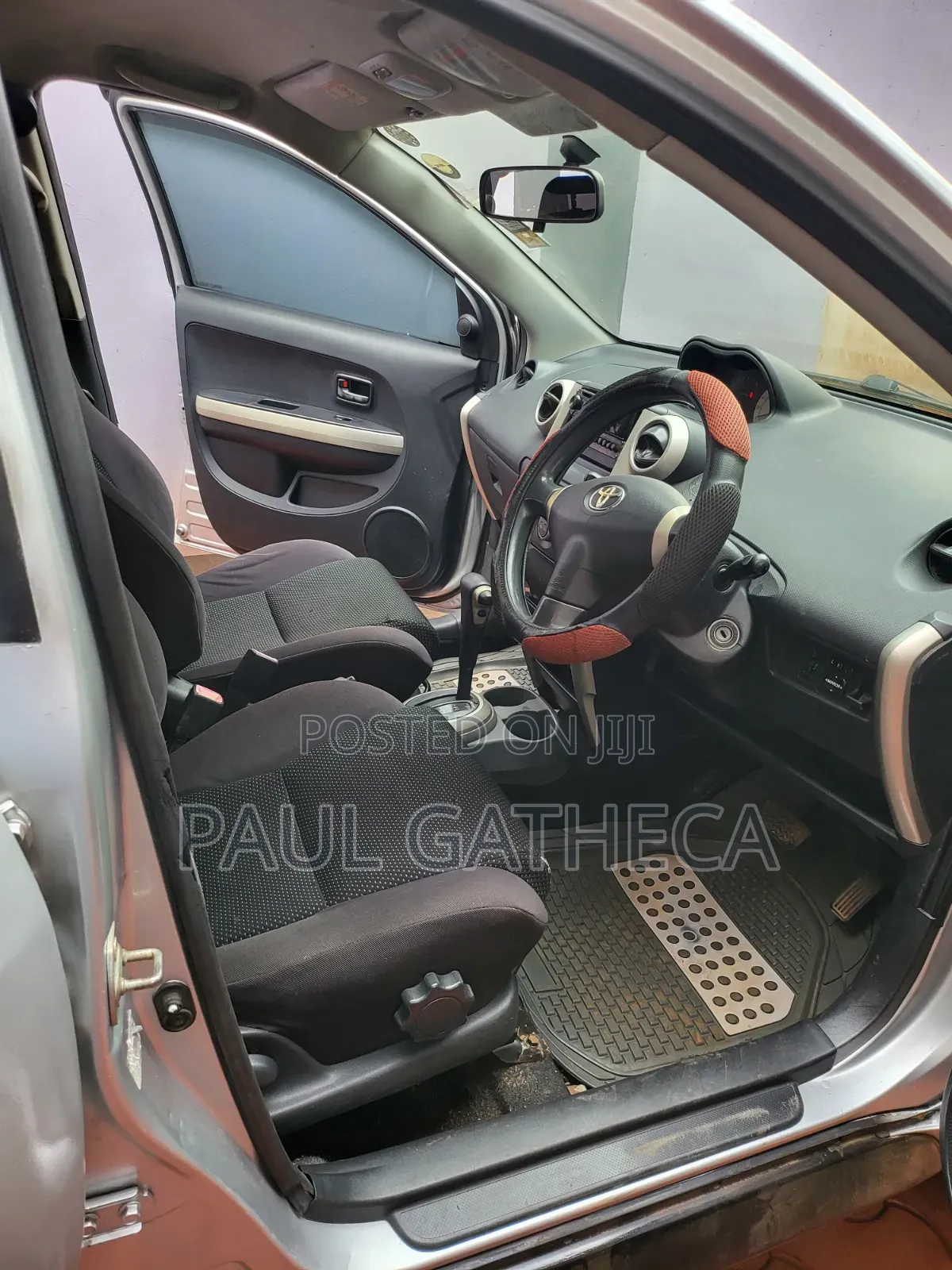 Toyota IST 2004 Silver